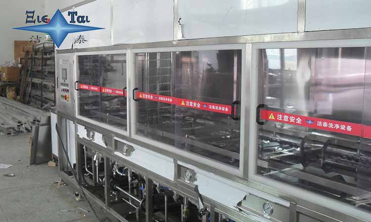 工業(yè)超聲波清洗機(jī)對汽車行業(yè)的貢獻(xiàn)，你知道多少？