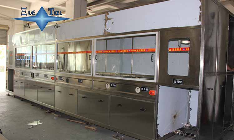 真空碳?xì)涑暡ㄇ逑礄C(jī)的優(yōu)勢