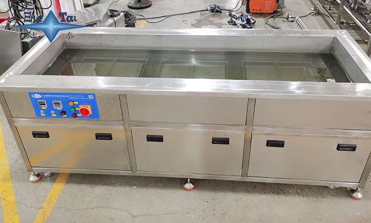 超聲波清洗機在金屬橋梁構件清洗中的應用與優(yōu)勢