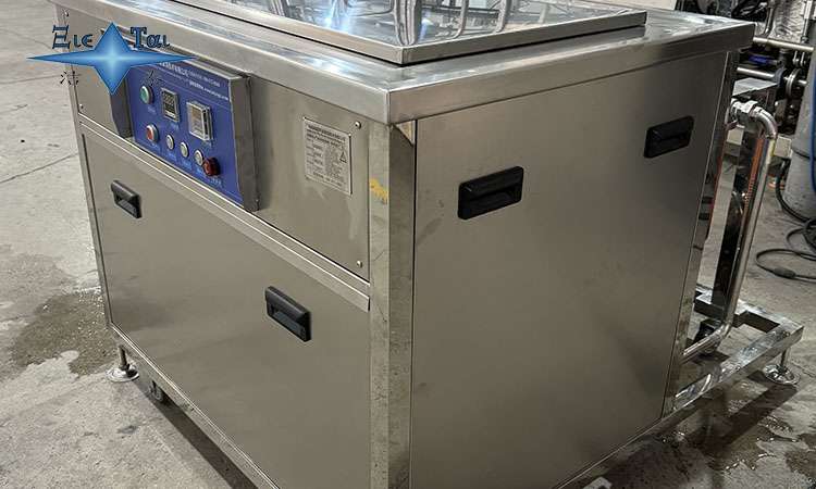 超聲波清洗機(jī)為什么要脫氣?忽略這一步,清洗效果大打折扣! 超聲波清洗機(jī)為什么要脫氣?忽略這一步,清洗效果大打折扣!